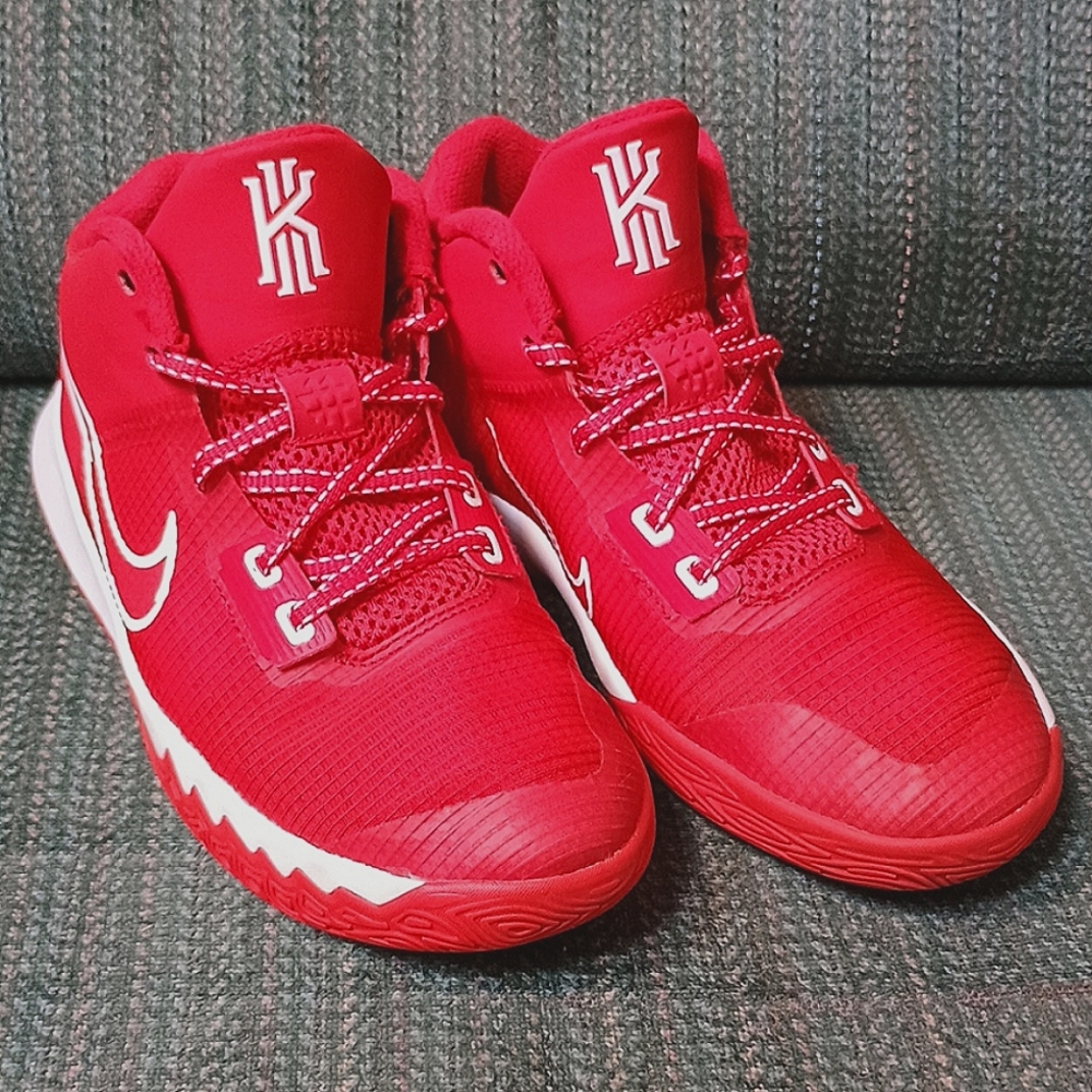Nike Kyrie Irving Flytrap 4 Red White Sneakers Size 5Y